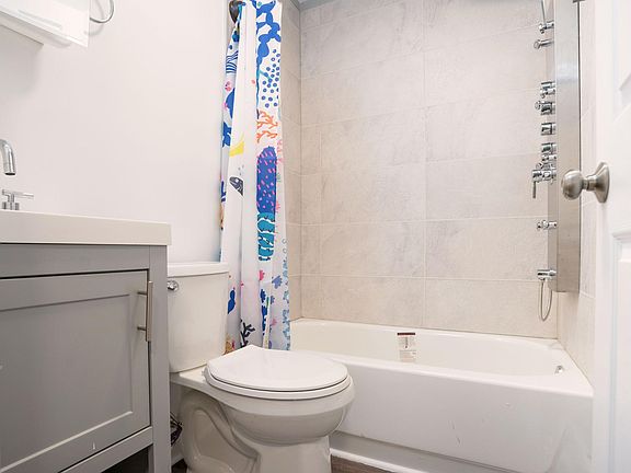 4th image of 3067 Potter St #16
