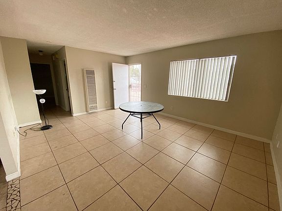 4th image of 1184-1186 Florida St #1192