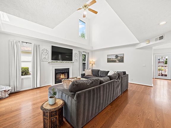 4th image of 810 Brandyleigh Ct