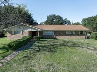 1107 Anchor St, Madisonville, TX 77864