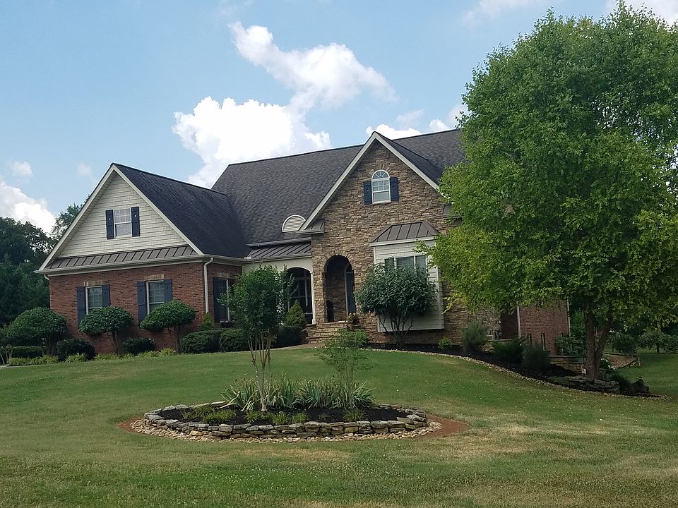 1st image of 3015 Larkspur Ln
