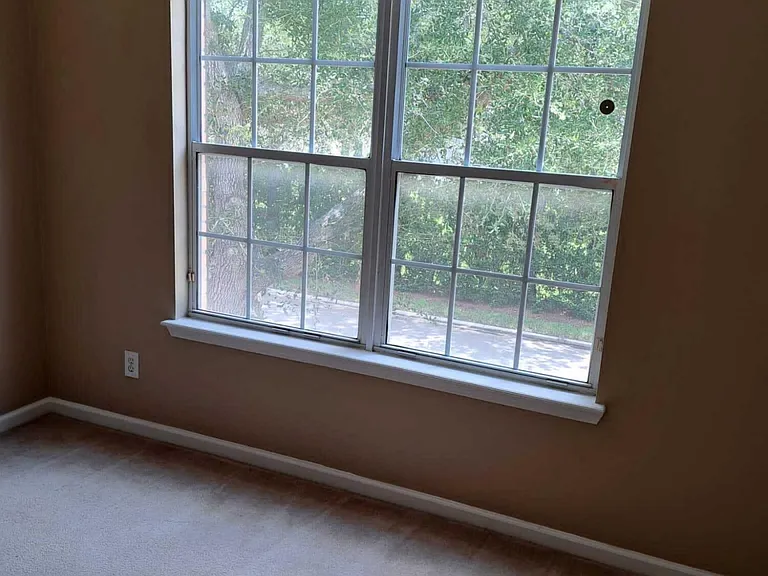 7540 Red Crane Ln — Photo 7