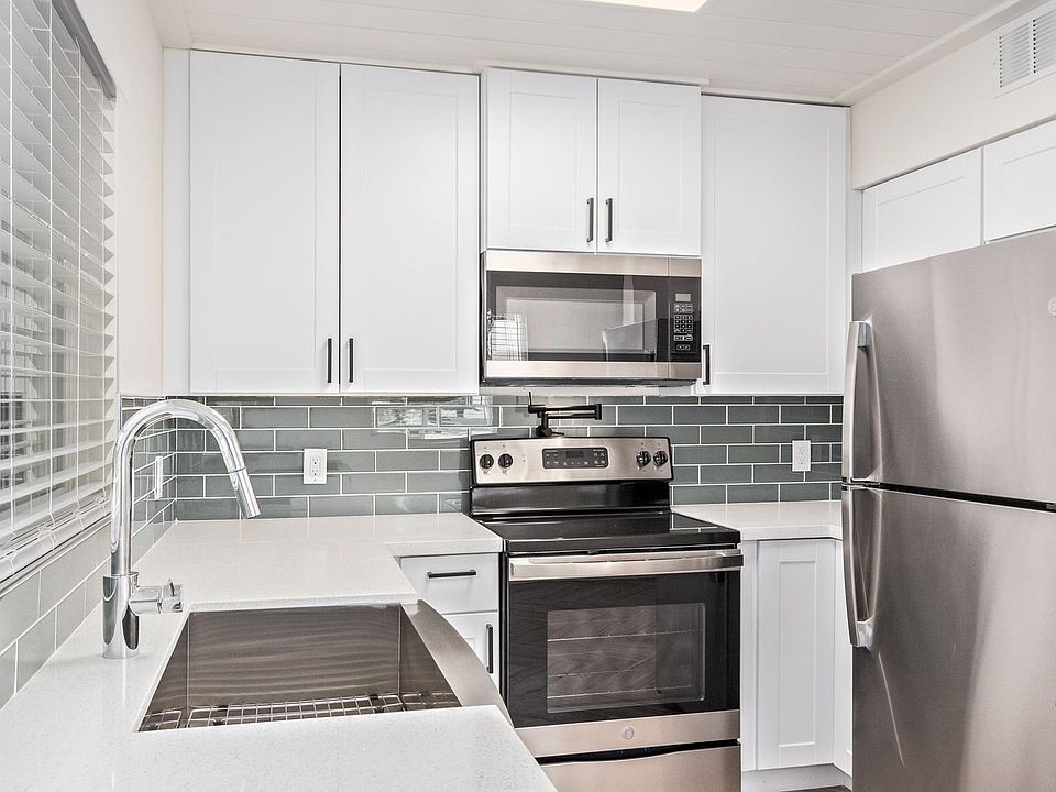 1st image of 720 S Roosevelt St #12