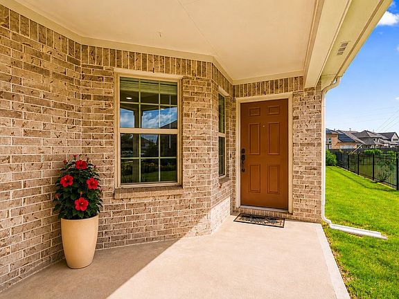 4th image of 3210 Golden Eagle Way