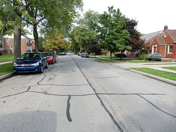 5th image of 2490 23rd St