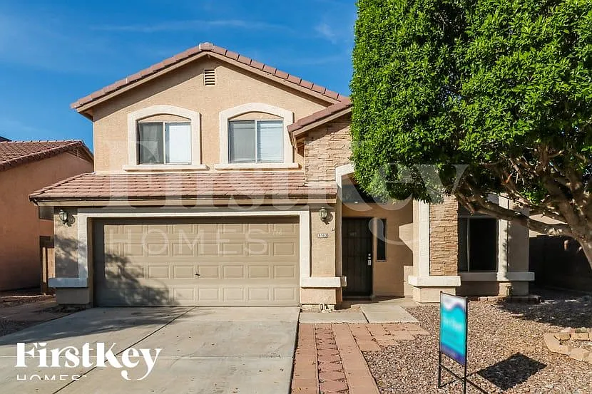 8560 W Vogel Ave