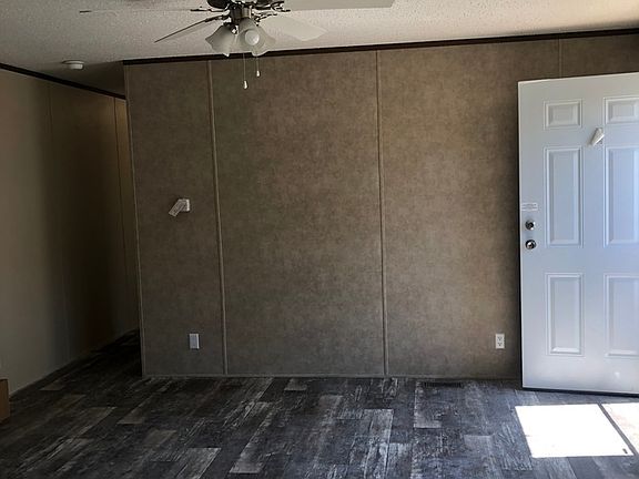 3rd image of 1908 Hood Ave #8