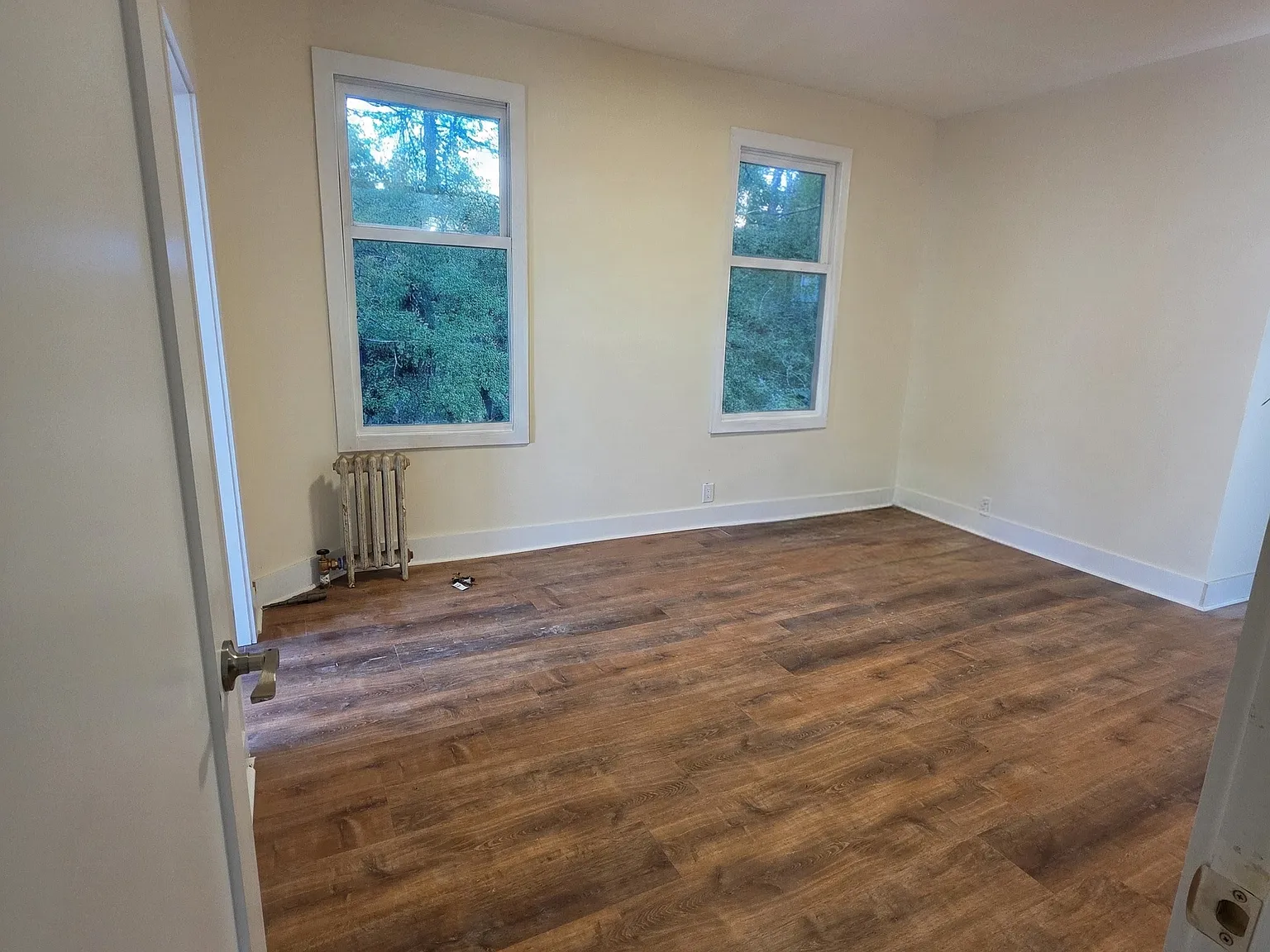 3 bed, 9999 sqft, $2,500 — Photo 3