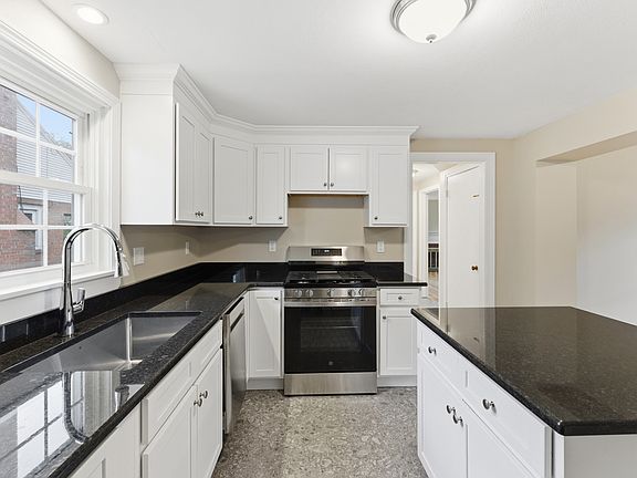 3rd image of 6 Bennington St