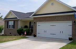 1st image of 221 Blackwood Way