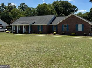 209 Spring Lake Dr, Leesburg, GA 31763