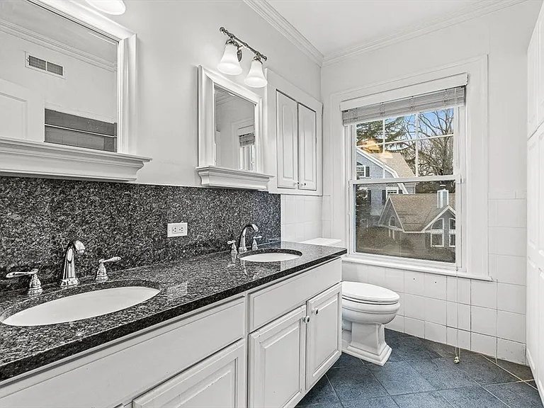 34 Glen Rd — Photo 31
