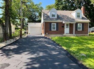 894 Sells Ave, Columbus, OH 43212