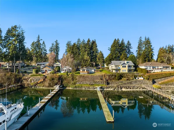 15678 Virginia Point Road NE, Poulsbo, WA 98370