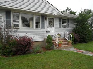 89 Maxwell Ave, Fords, NJ 08863