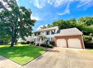 1932 Grey Friars Chase, Virginia Beach, VA 23456