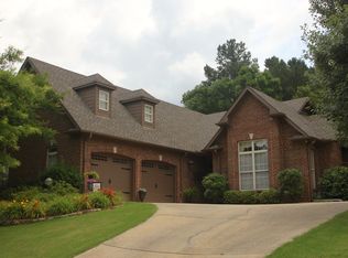 154 Park Lake Trce, Helena, AL 35080