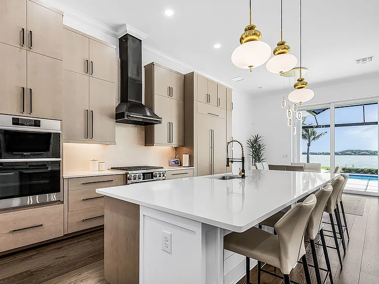 18661 Wildblue Blvd — Photo 7