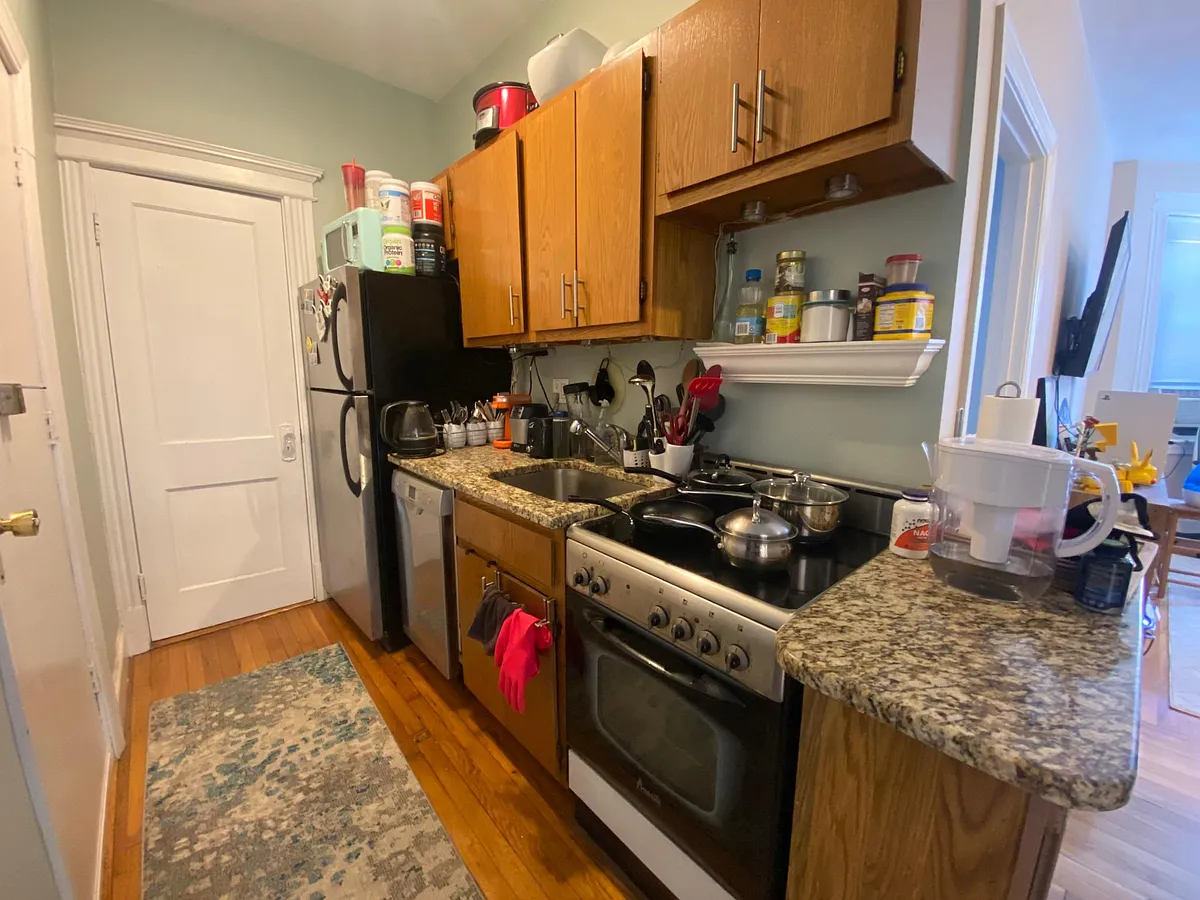 Building Photo - 107 Jersey St #14