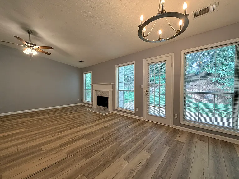 222 Clarion Rd — Photo 6