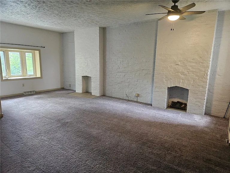 1305 Walnut St #B — Photo 6