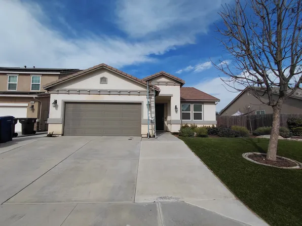 3054 Rudder Ave, Tulare, CA 93274