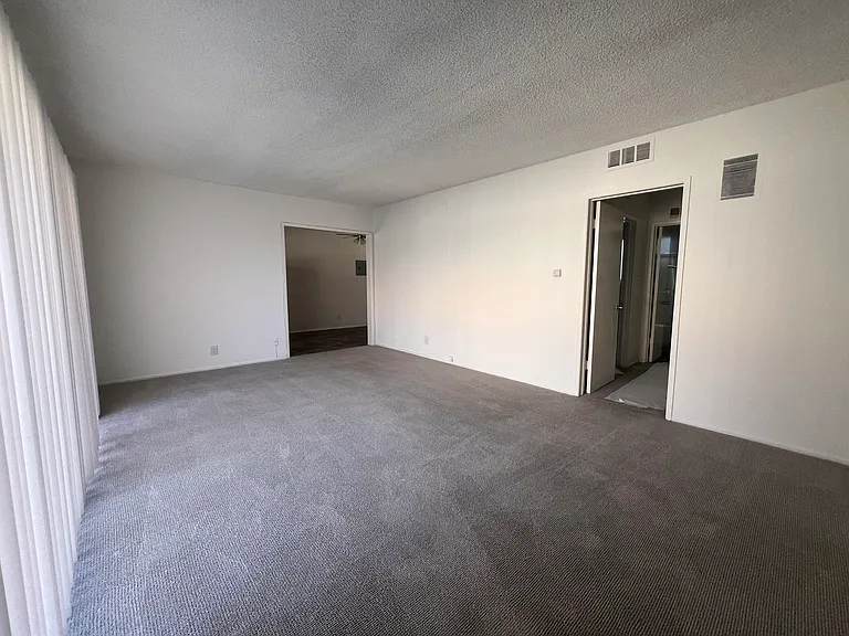 1244 4th Ave #13 — Photo 9