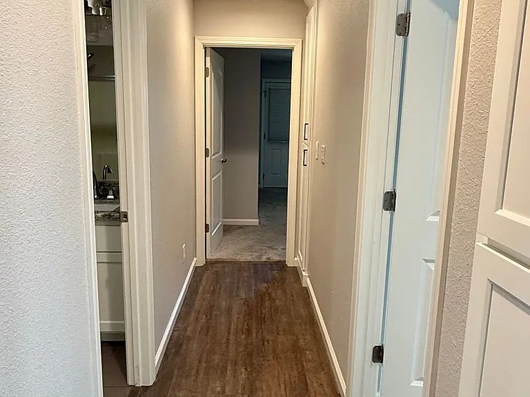 151 E Yolo St — Photo 8