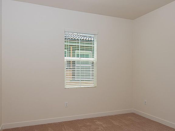 2nd image of 1543 Carlton Pl
