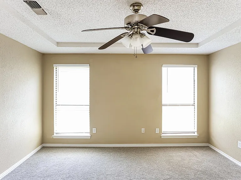 2206 Brim Ct — Photo 10