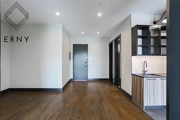 Rented by ERNY LLC | media 2