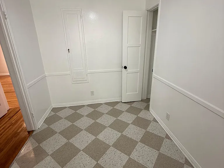 8686 W Olympic Blvd #3 — Photo 4