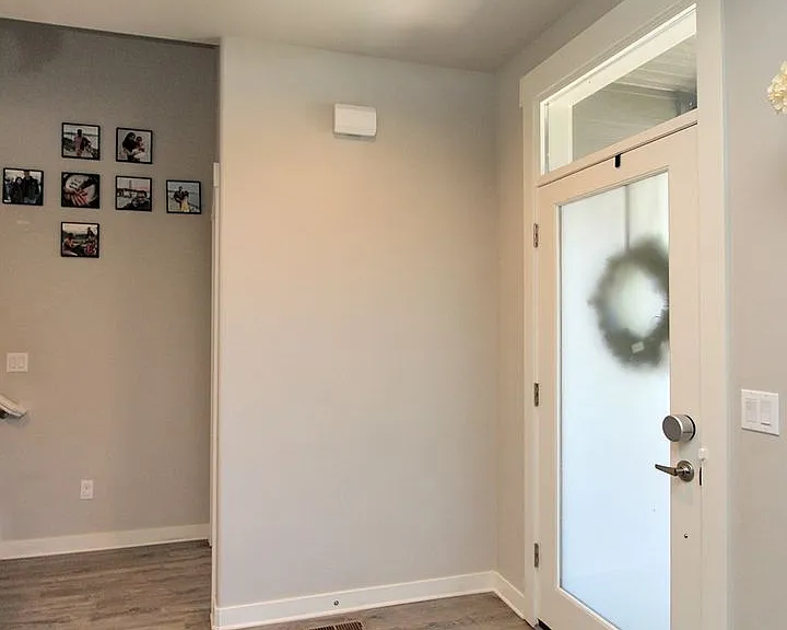 5220 SE Thornapple St — Photo 3