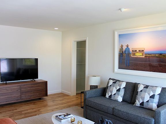 4th image of 626 Micheltorena St APT 7