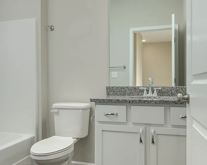 Edgewood Condos — Photo 59
