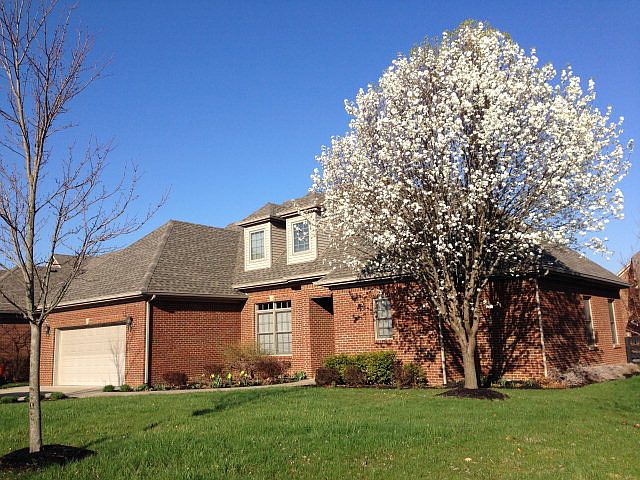 1st image of 340 Highland Lakes Dr
