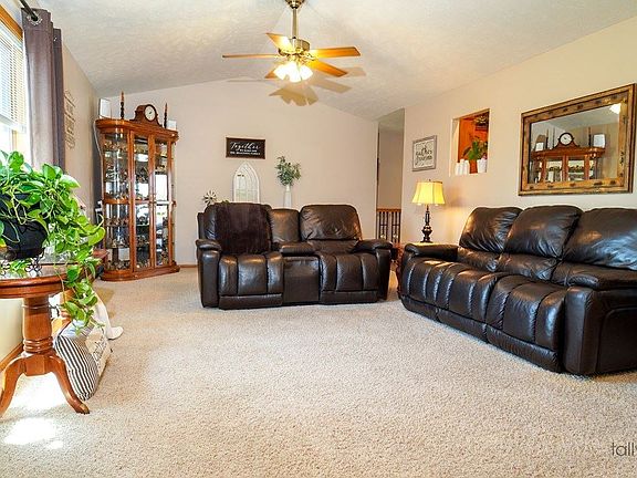 3rd image of 4063 Craig Dr
