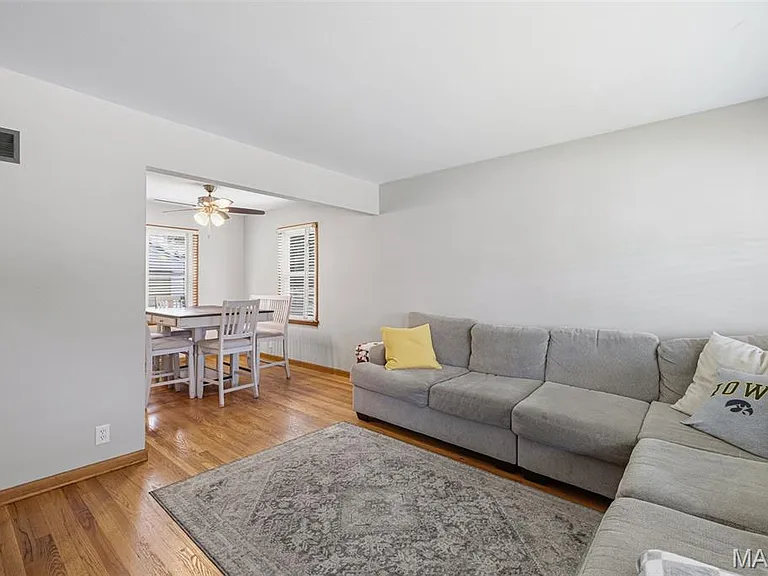 10840 Bernadine Dr — Photo 9