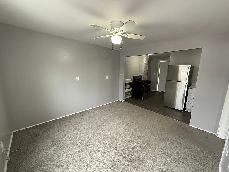 2345 2nd Ave #2G — Photo 1