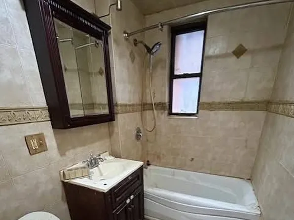 909 East 29th Street image 7 of 8