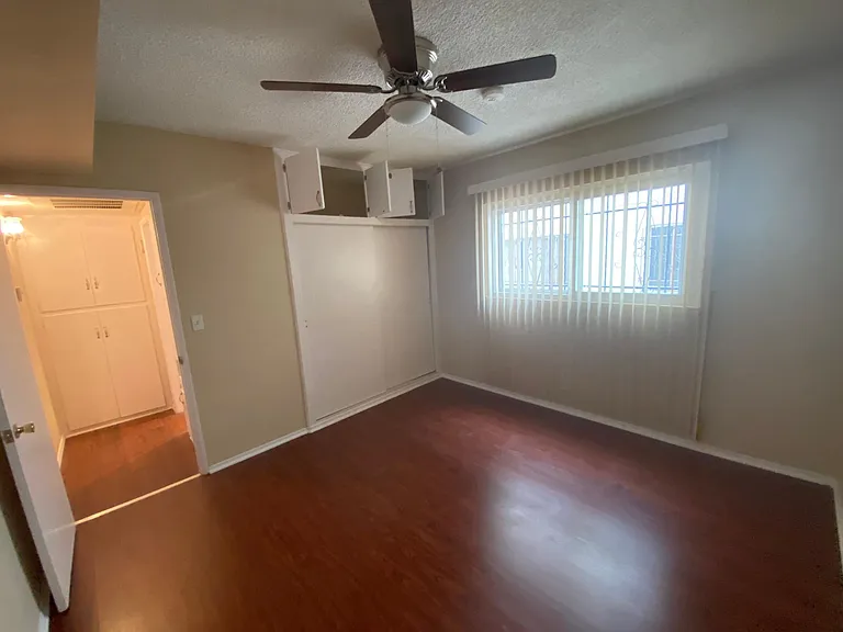10630 S Crenshaw Blvd #3 — Photo 8