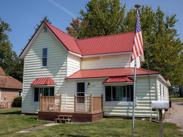 1024 N Branch St, Syracuse, IN 46567