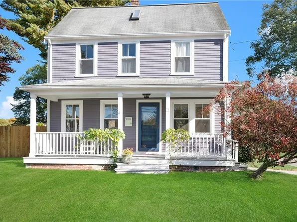 21 Avenue A, Warren, RI 02885