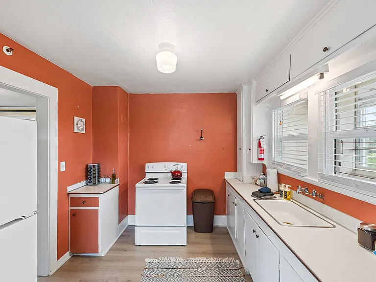 864 S 5th St #3 — Photo 8