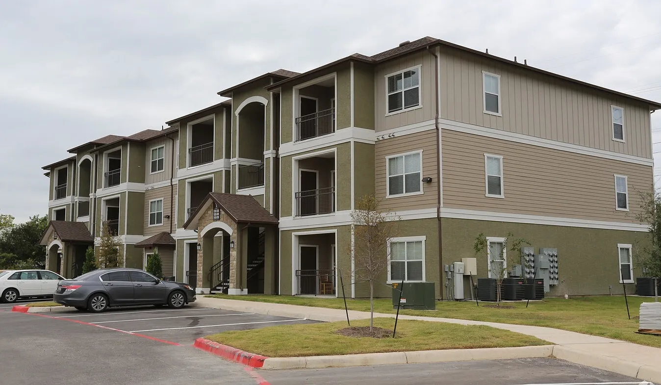 Paso Fino Apartment Homes — Photo 1
