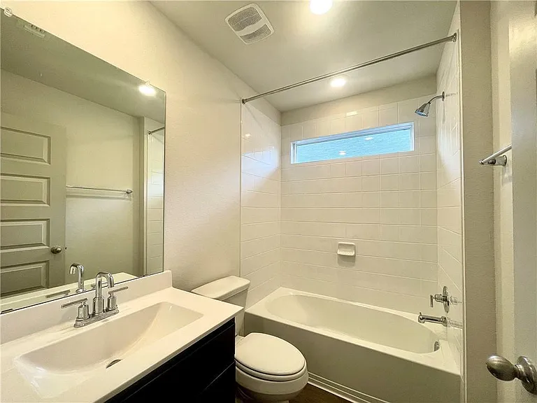 110 Krause Springs Dr — Photo 15