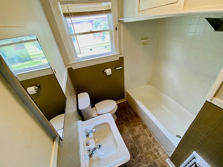 4902 Caswell Ave #A — Photo 12