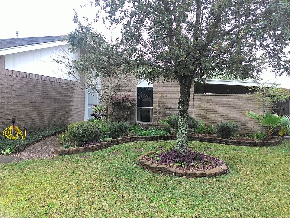 2nd image of 3606 Filmore Ln