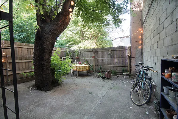 Rented by Ivey North LLC | media 12