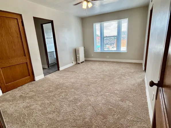 15707 Detroit Ave APT 8, Lakewood, OH 44107